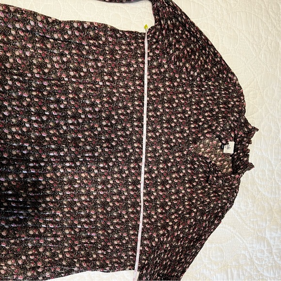 Cabi Pleated Floral Mock Neck Blouse Style 3952, XL - Picture 7 of 8